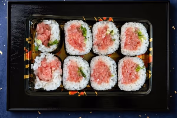 ネギトロ巻きPremium - 厳選マグロを使用したワンランク上のネギトロ巻き