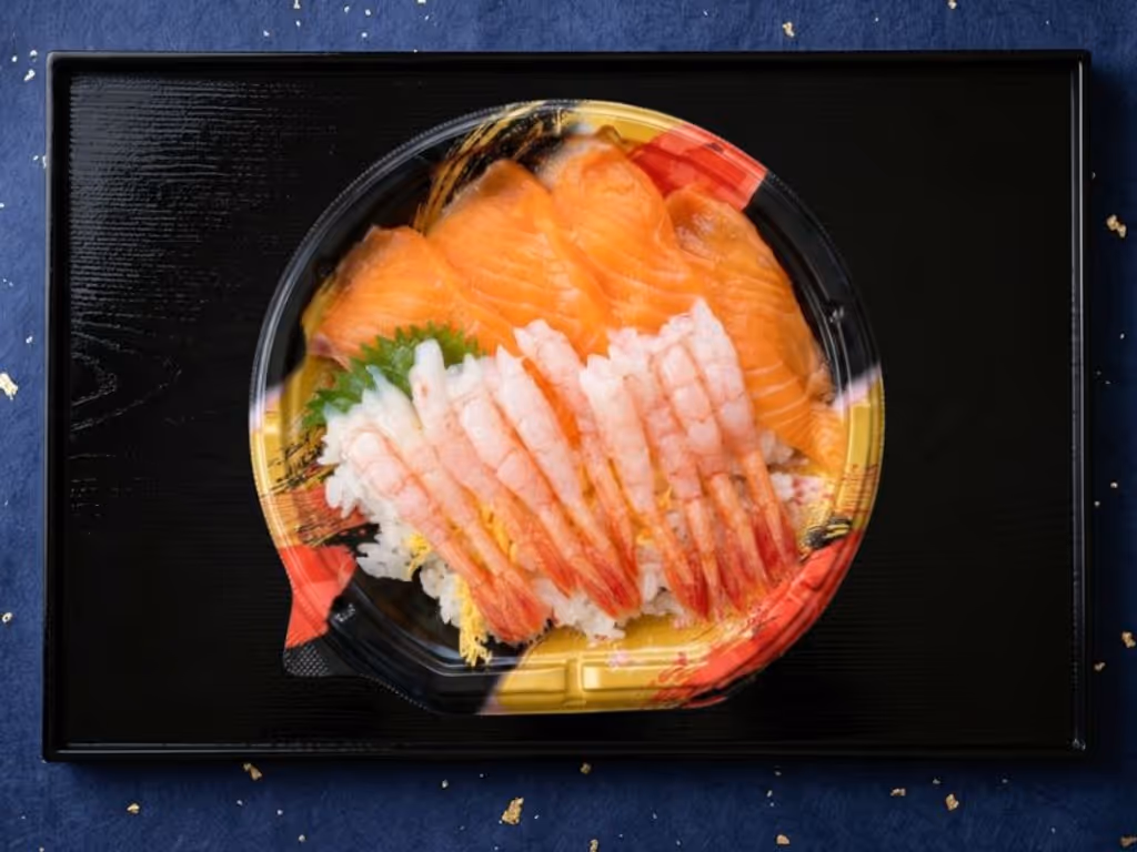 サーモン＆甘エビ丼 - とろけるサーモンとプリプリ甘海老の人気コンビ